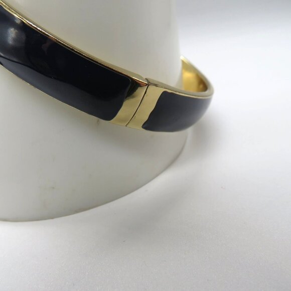 C Initial Logo Bracelet Navy Blue Enamel Gold Tone Hinged Bangle Unsigned - Picture 2 of 11